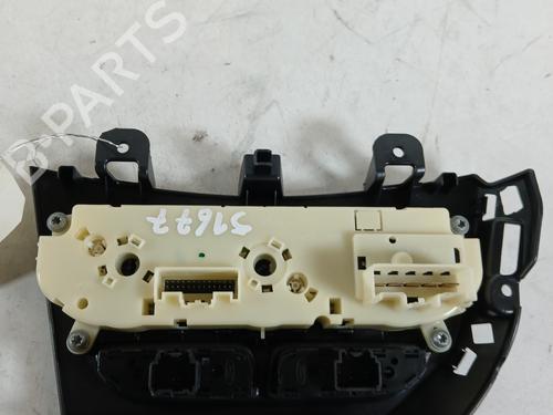 climate-control-ford-focus-iii-2010-2011-2012-2013-2014-2015-2016-2017-2018-2019-2020-37363050 main image