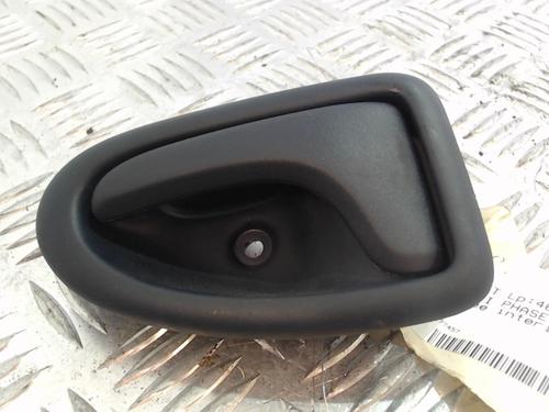Maneta interior trasera derecha Maneta interior trasera derecha RENAULT CLIO II (BB_, CB_) [1998-2016] 37352678 37352678