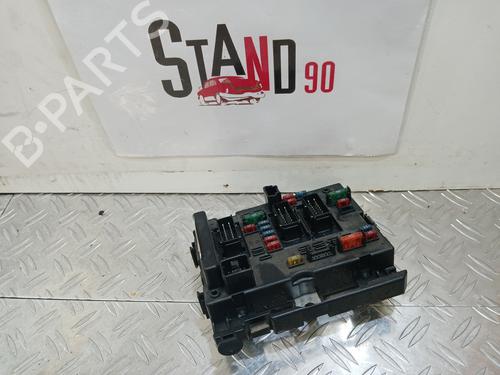 Used Fuse box Fuse box 37363425 37363425