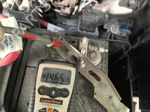 alternator-renault-trafic-iii-van-fg_-2014-37371435 main image