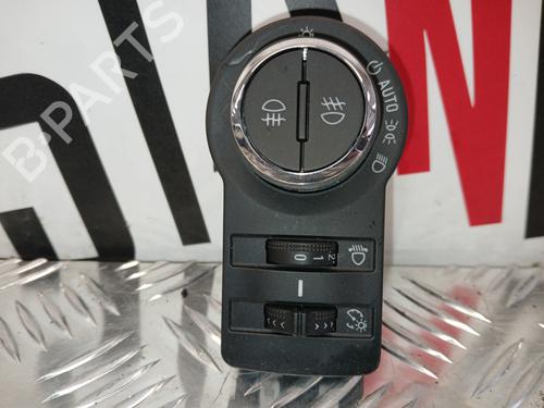 Used Headlight switch Headlight switch 37372700 37372700