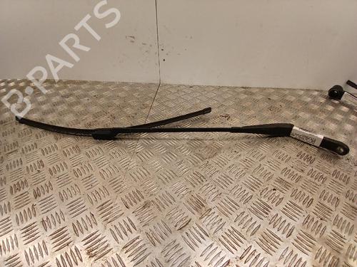 Used Front windshield wiper arm Front windshield wiper arm 37375625 37375625