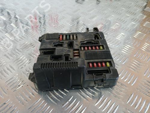Fuse box RENAULT SCÉNIC II (JM0/1_) 1.6 (JM0C, JM0J, JM1B) | BP37367915E1 - Image 4
