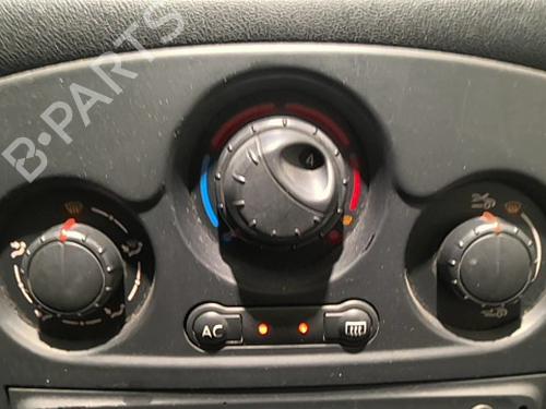 Used Climate control Climate control RENAULT CLIO III (BR0/1, CR0/1) 1.5 dCi (75 hp) 39086213 39086213