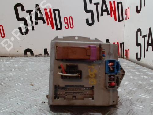Used Fuse box Fuse box 37358645 37358645