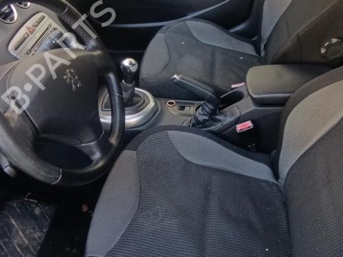 Brugte PEUGEOT 308 I (4A_, 4C_) 1.6 16V 4809358