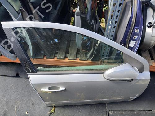 right-front-door-opel-astra-h-a04-2004-2005-2006-2007-2008-2009-2010-2011-2012-2013-2014-37352419 main image