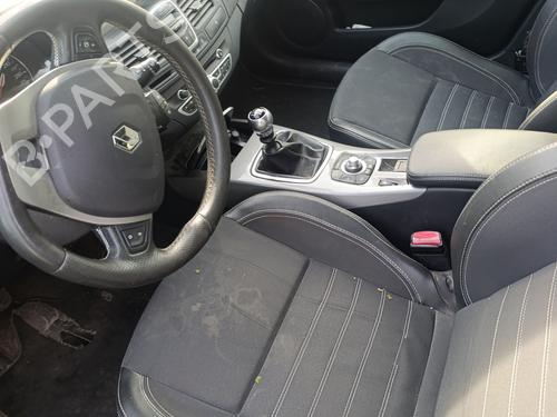 Brugte RENAULT LAGUNA III Grandtour (KT0/1) 2.0 dCi (KT07, KT0J, KT14, KT1A, KT1S) 4809194