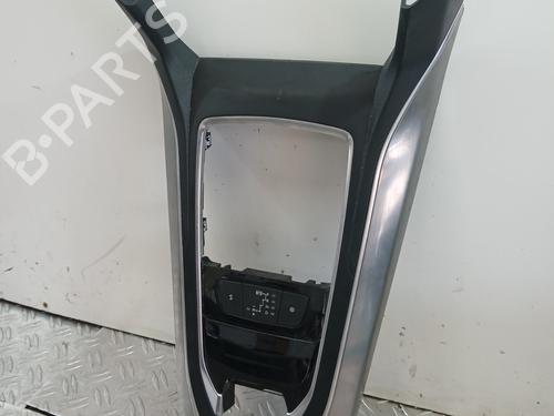 Mittelkonsole Mittelkonsole PEUGEOT 308 SW II (LC_, LJ_, LR_, LX_, L4_) 1.5 BlueHDi 130 (131 hp) 37365880 37365880