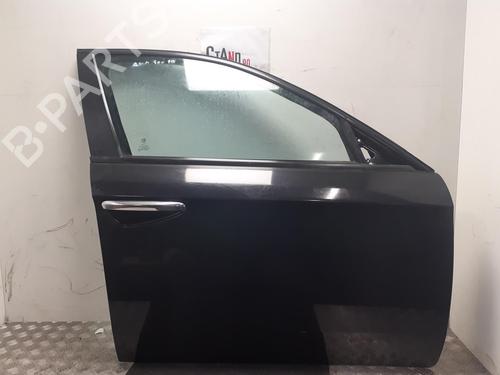Used Right front door Right front door 37360557 37360557