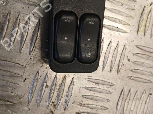 left-front-window-switch-opel-corsa-c-x01-2000-2001-2002-2003-2004-2005-2006-2007-2008-2009-37372648 main image