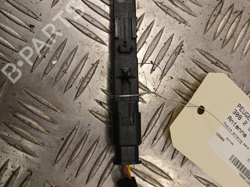 Antenne/Base Antenne/Base PEUGEOT 308 SW II (LC_, LJ_, LR_, LX_, L4_) 2.0 BlueHDi 150 (150 hp) 37375643 37375643