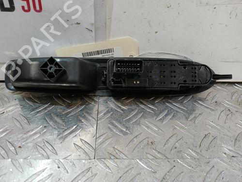 Used Left front window switch Left front window switch 37363850 37363850