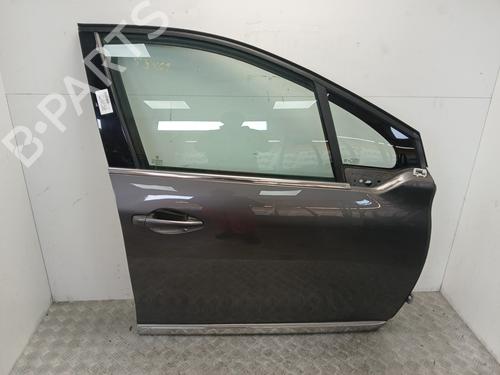 right-front-door-peugeot-2008-i-cu_-2013-37368936 main image