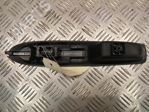 right-front-window-switch-citroen-ds3-sa_-2009-2010-2011-2012-2013-2014-2015-2016-37373568 main image