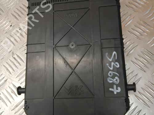 Fuse box CITROËN C3 II (SC_) 1.2 VTi 82 | BP37368334E1 - Image 2