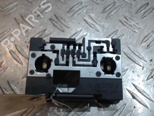 Used Lamp holder Lamp holder 37352008 37352008