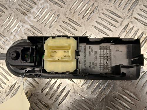 Left front window switch RENAULT CLIO IV (BH_) 1.5 dCi 75 | BP37372939I27 - Image 2