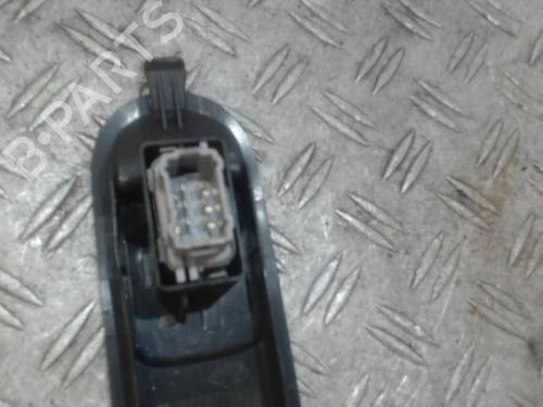 Used Right front window switch Right front window switch 37354360 37354360