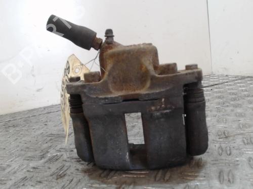 Used Right front brake caliper Right front brake caliper 37353346 37353346