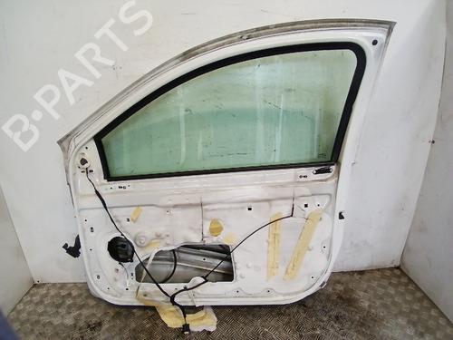right-front-door-renault-clio-iii-br01-cr01-2005-2006-2007-2008-2009-2010-2011-2012-2013-2014-37368727 main image