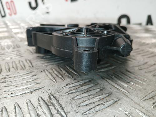 Left front window motor VW GOLF VI (5K1) 2.0 TDI 4motion | BP37369845E21 - Image 5