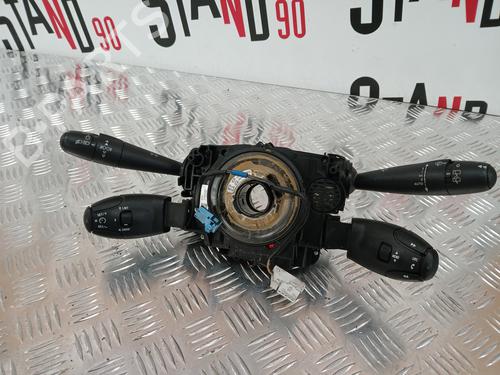 steering-column-stalk-peugeot-5008-0u_-0e_-2009-2010-2011-2012-2013-2014-2015-2016-2017-37367906 main image