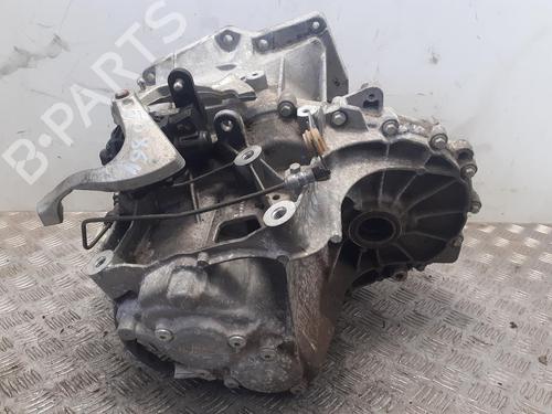 gearbox-renault-clio-iii-br01-cr01-2005-2006-2007-2008-2009-2010-2011-2012-2013-2014-37360886 main image