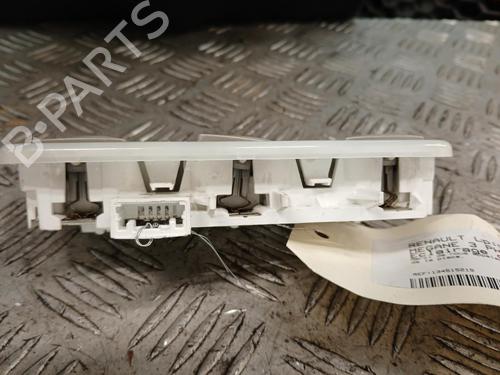 interior-roof-light-renault-megane-iii-hatchback-bz01_-b3_-2008-40202805 main image
