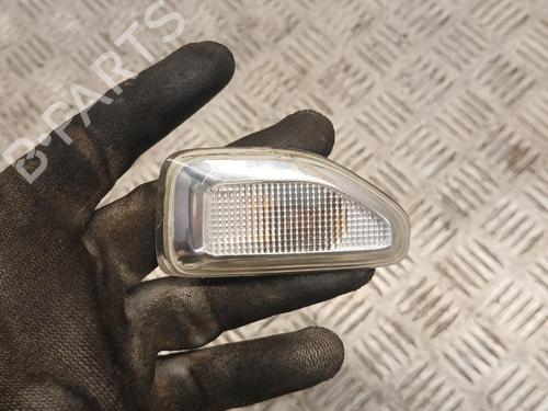 Used Left side indicator Left side indicator 39631232 39631232