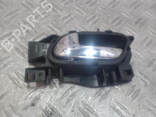 Used Front left interior door handle Front left interior door handle 37355712 37355712
