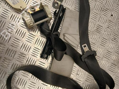front-right-seatbelt-ford-focus-ii-da_-hcp-dp-2004-2005-2006-2007-2008-2009-2010-2011-2012-2013-40253012 main image