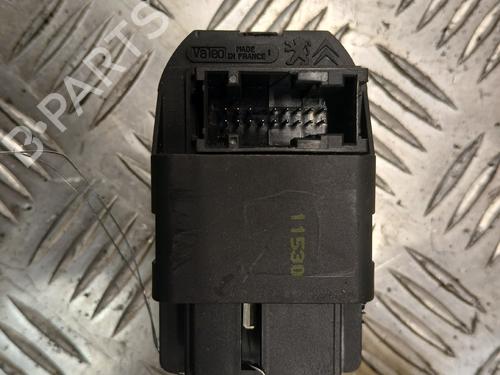 left-front-window-switch-peugeot-206-sw-2ek-2002-37374290 main image