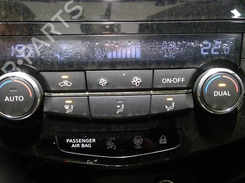 climate-control-nissan-qashqai-ii-j11-j11_-2013-37369757 main image