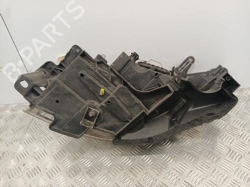 right-headlight-renault-megane-iii-hatchback-bz01_-b3_-2008-37371123 main image
