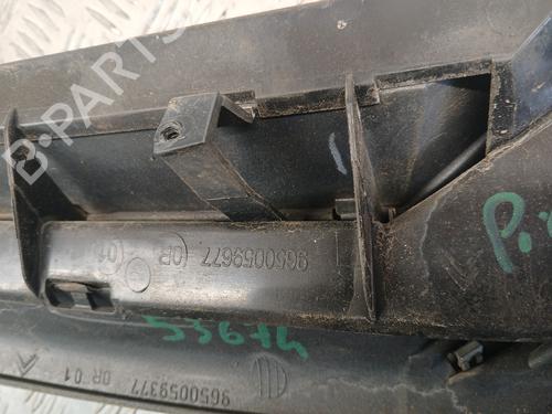 Used Grille Grille 37366755 37366755