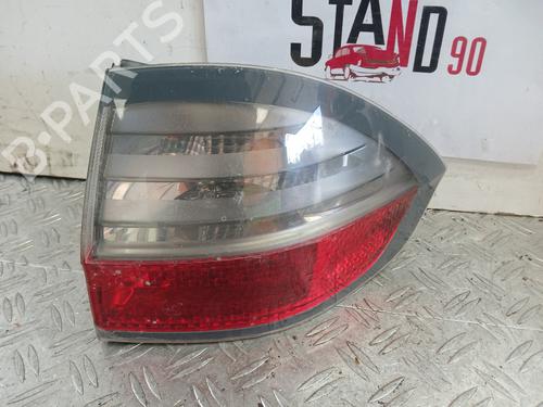 right-taillight-ford-s-max-wa6-2006-2007-2008-2009-2010-2011-2012-2013-2014-37365036 main image
