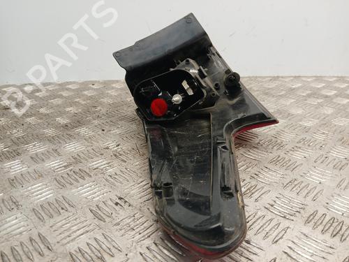 Used Right taillight Right taillight 39552065 39552065