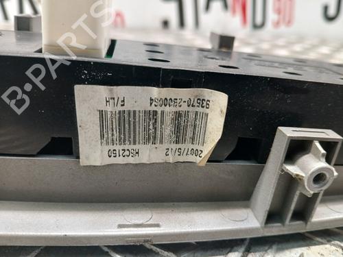 left-front-window-switch-hyundai-santa-fe-ii-cm-2005-2006-2007-2008-2009-2010-2011-2012-2013-2014-2015-37372531 main image