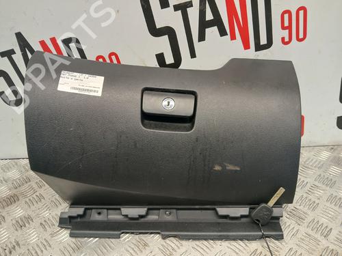 Used Glove box Glove box 37370272 37370272