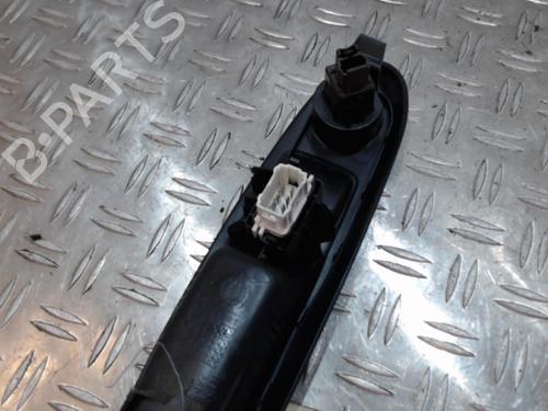 Used Right front window switch Right front window switch 37351816 37351816