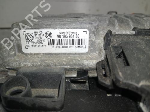 Start/Stop styreenhed Start/Stop styreenhed PEUGEOT 2008 I (CU_) 1.2 THP 110 / PureTech 110 (110 hp) 37365889 37365889
