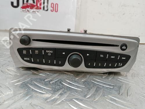 radio-renault-megane-iii-hatchback-bz01_-b3_-2008-37363538 main image