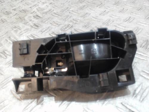 front-right-interior-door-handle-peugeot-2008-i-cu_-2013-37354110 main image