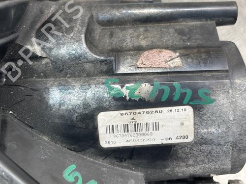 Used Left front fog light Left front fog light 37372903 37372903
