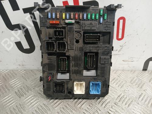 Fuse box CITROËN C5 III Break (RW_) 2.0 HDi 140 | BP37372486E1 - Image 3