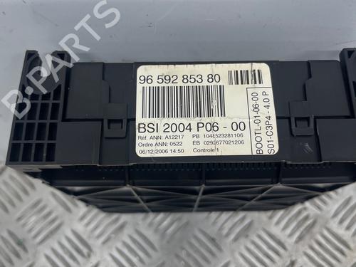 Used Fuse box Fuse box 39552041 39552041