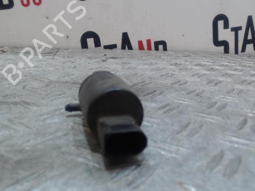 Washer pump BMW 5 Touring (E61) 520 d | BP37356039E24 - Image 2