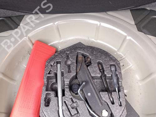 - Image 3