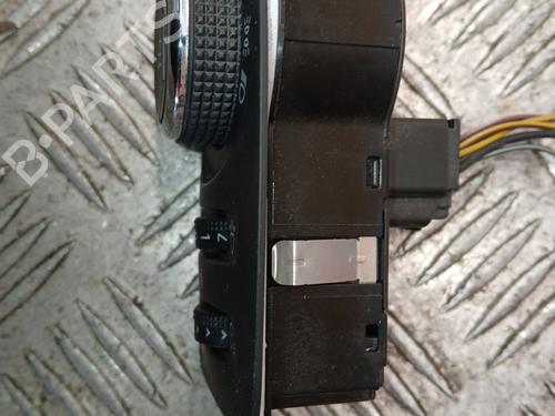 Used Headlight switch Headlight switch 37372054 37372054